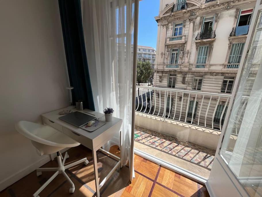 Sunny Gambetta With 3 Air Conditionings * Nizza
